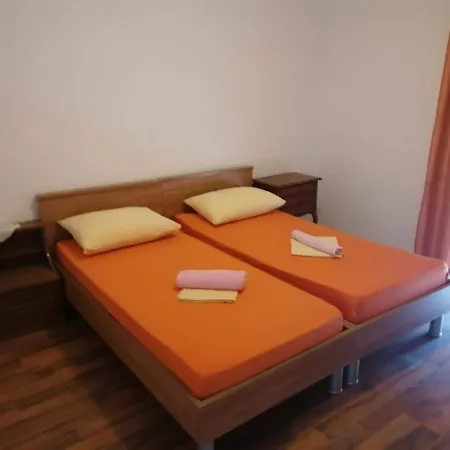Apartment With Adriatic View 
