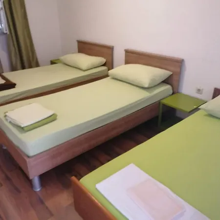 Apartment With Adriatic View 